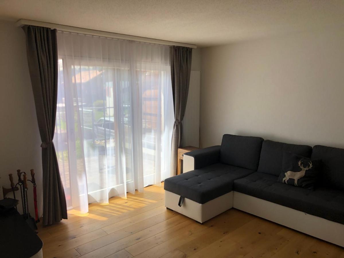 Renovated 3 Rooms Apartment In Ruschein Near Laax Экстерьер фото